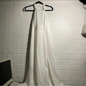 Lulu’s Bridal Dress Size Large Halter Neck Soft Cut Out Back  White Button Train